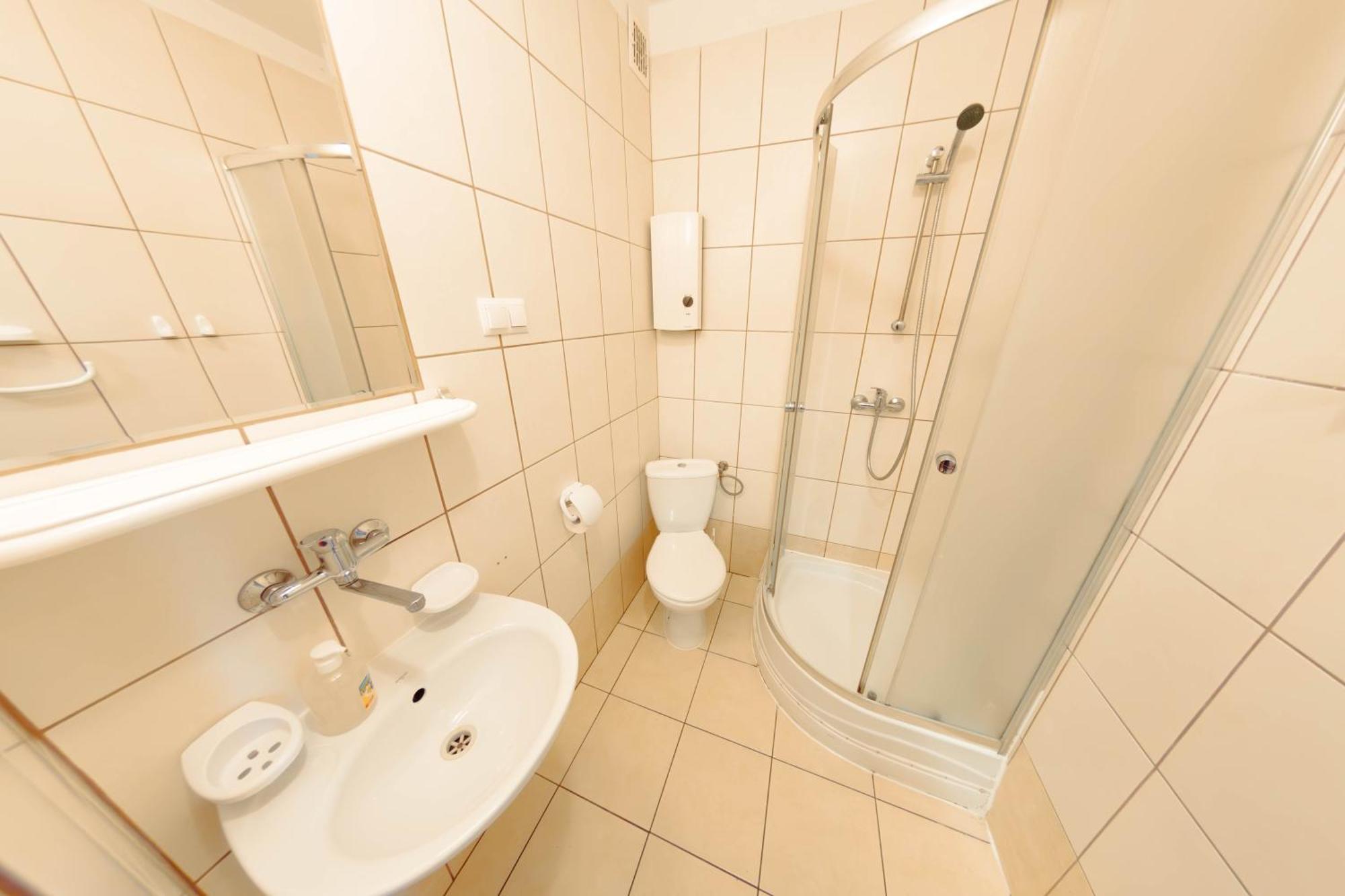 Twoj Hostel Ruda Slaska Dış mekan fotoğraf